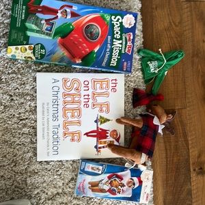 Elf on the shelf lot like new and new items